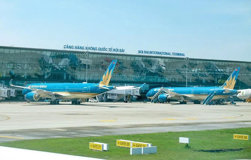 Cảng hàng không Quốc tế Nội Bài.