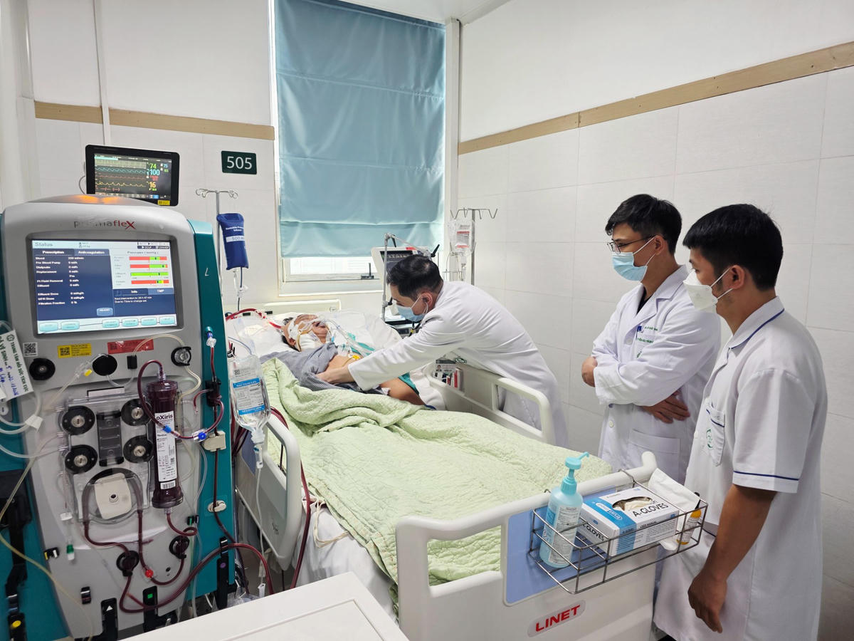 Sức khỏe 7 nạn nhân ngộ độc khí clo tại Hà Nội chuyển biến tích cực