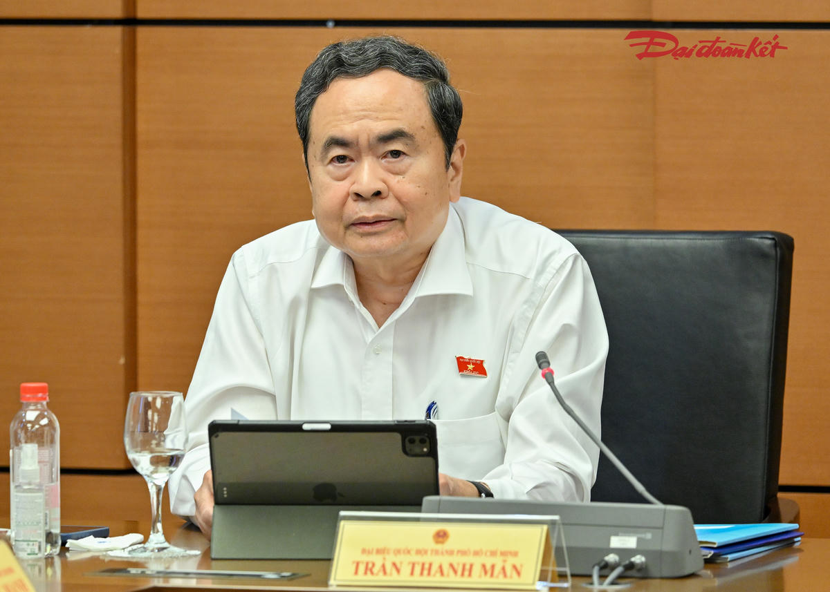 Chủ tịch Quốc hội: Không để chi phí vi phạm “rẻ” hơn chi phí tuân thủ