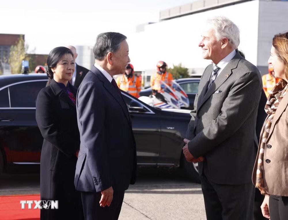 ttxvn_2410-tong-bi-thu-chu-tich-nuoc-ket-thuc-tot-dep-chuyen-tham-chinh-thuc-bi-va-eu-3962.jpg