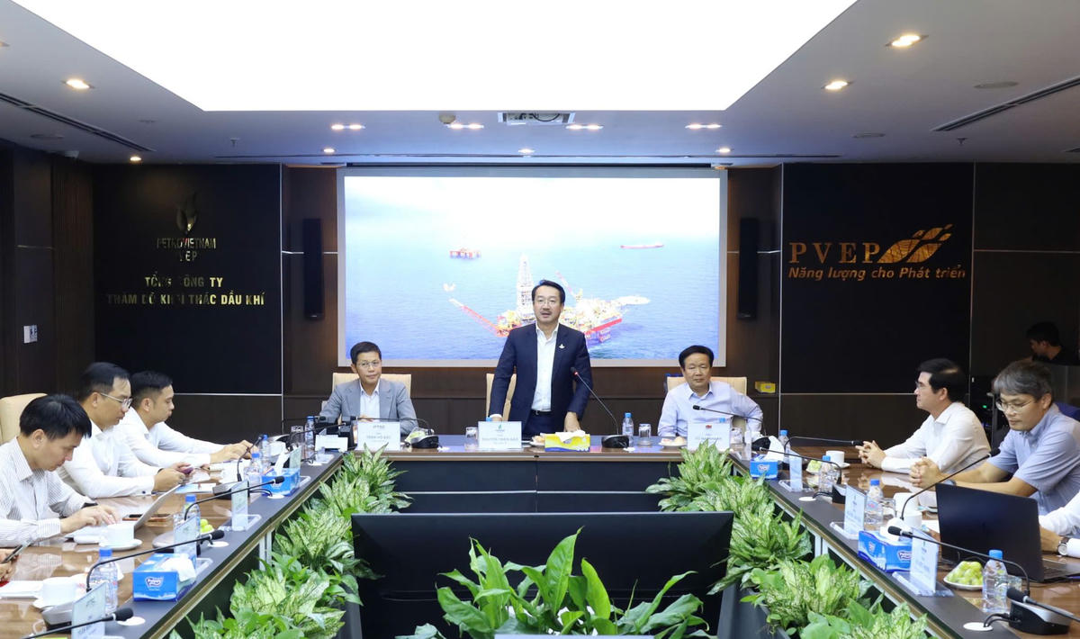 Phát biểu tại cuộc họp, Tổng Giám đốc PVEP Nguyễn Thiện Bảo nhấn mạnh ý nghĩa chiến lược của việc phát huy thế mạnh, kết hợp nguồn lực và năng lực của ba đơn vị chủ lực thuộc Petrovietnam trong nghiên cứu, đầu tư và phát triển các dự án điện gió ngoài khơi.
