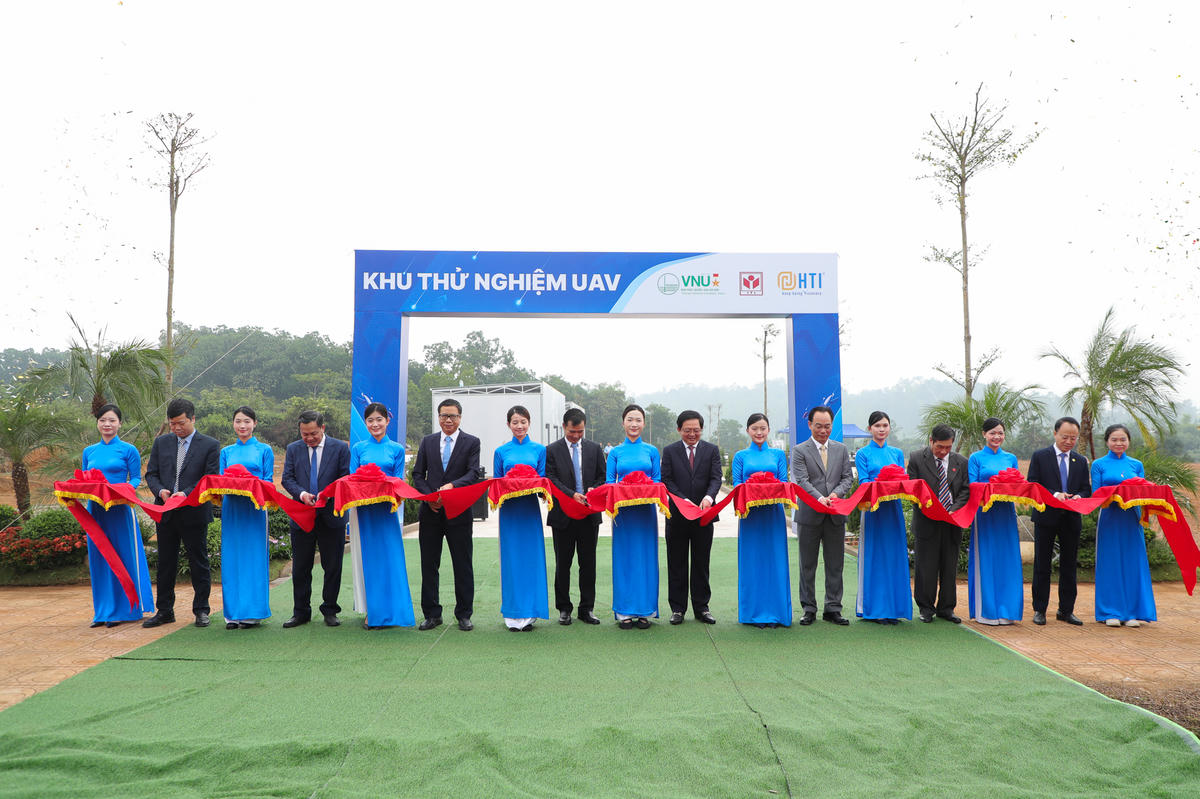 Lễ khánh thành Khu thử nghiệm phương tiện bay không người lái (UAV), giúp mở ra không gian nghiên cứu, chế tạo, bay thử và hoàn thiện phương tiện bay không người lái cho nhà khoa học, sinh viên, doanh nghiệp.