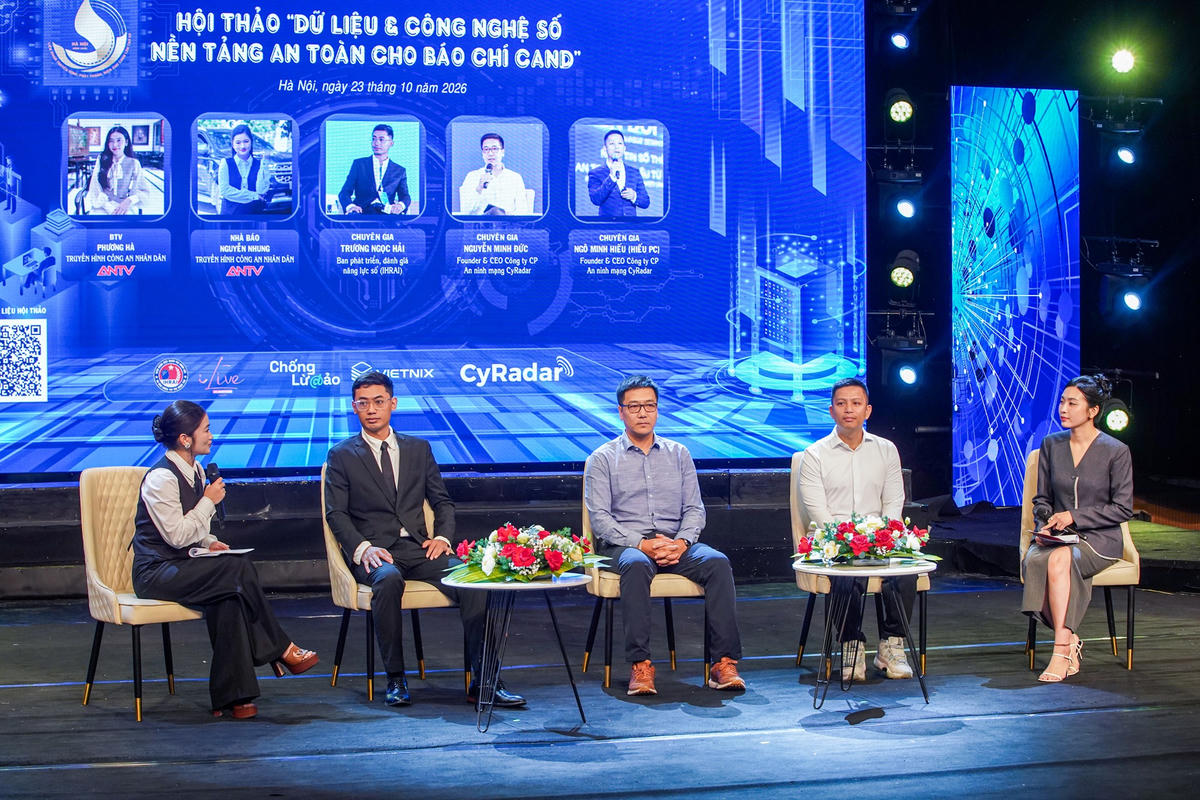 Các chuyên gia trao đổi tại Hội thảo. Ảnh: BTC.