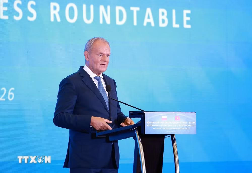 ttxvn_thu-tuong-le-minh-hung-va-thu-tuong-cong-hoa-ba-lan-donald-tusk-du-hoi-nghi-ban-tron-doanh-nghiep-viet-nam-ba-lan-9112859.jpg