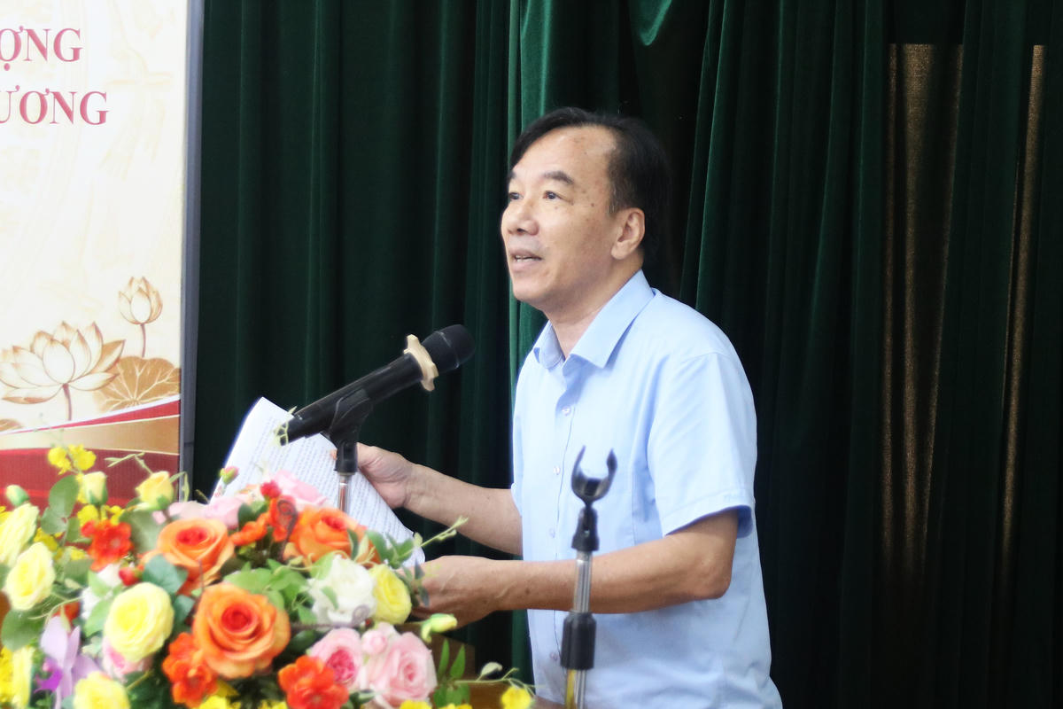 TS Ngô Sách Thực - Ủy viên Đoàn Chủ tịch, nguyên Phó Chủ tịch Ủy ban Trung ương MTTQ Việt Nam phát biểu tại Hội thảo.