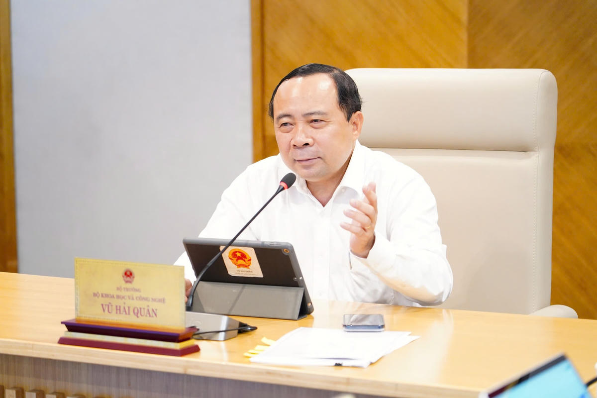 Bộ trưởng Vũ Hải Quân chủ trì hội nghị từ điểm cầu chính.