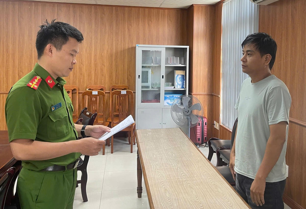 Bị can Trần Hoàng Vĩnh Tú tại cơ quan công an.