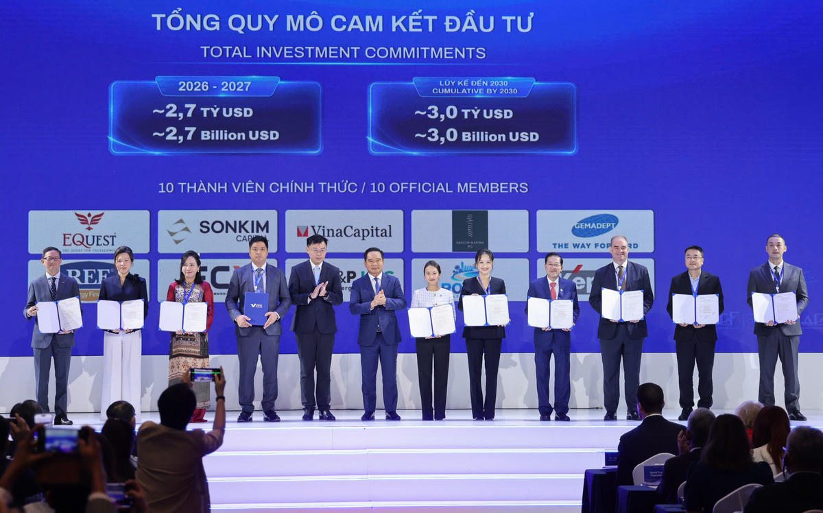 TPHCM công bố 10 thành viên chính thức đầu tiên của Trung tâm Tài chính quốc tế Việt Nam tại TPHCM. Ảnh: N.T