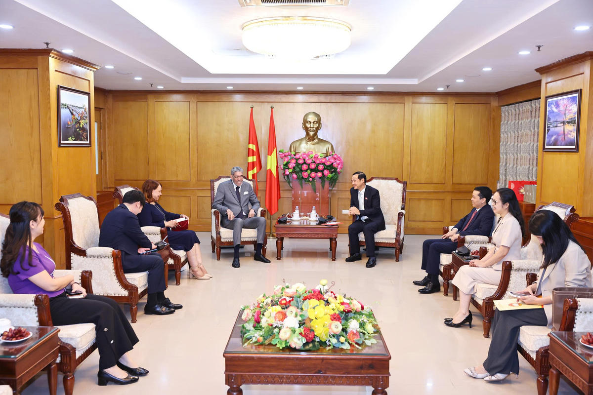 Quang cảnh buổi tiếp Đoàn