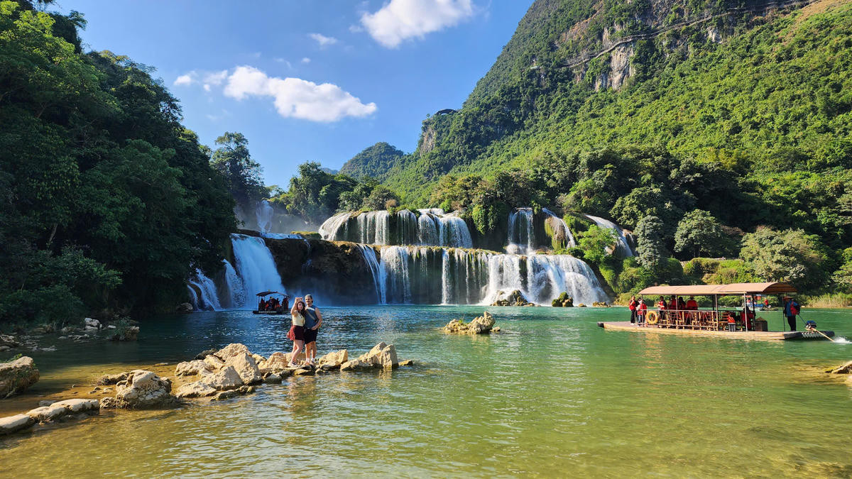 Thác Bản Giốc là một trong những điểm đến du lịch nổi bật của Cao Bằng, góp phần tạo sức hút và mở ra cơ hội phát triển du lịch của địa phương.