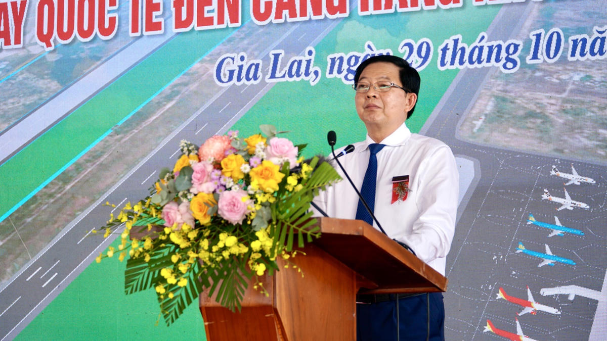 Phó Thủ tướng Hồ Quốc Dũng phát biểu tại lễ khánh thành. Ảnh: TT.