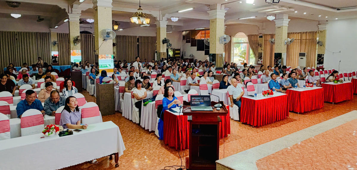 Các đại biểu dự hội nghị. Ảnh: Thanh Nga.