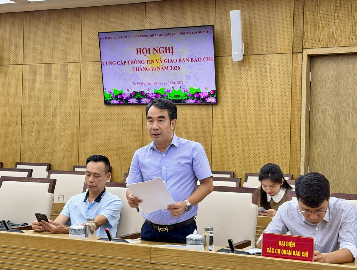 Ông Nguyễn Minh Tuấn, Phó Giám đốc Sở Xây dựng Hải Phòng cung cấp thông tin tại hội nghị. Ảnh: PT.