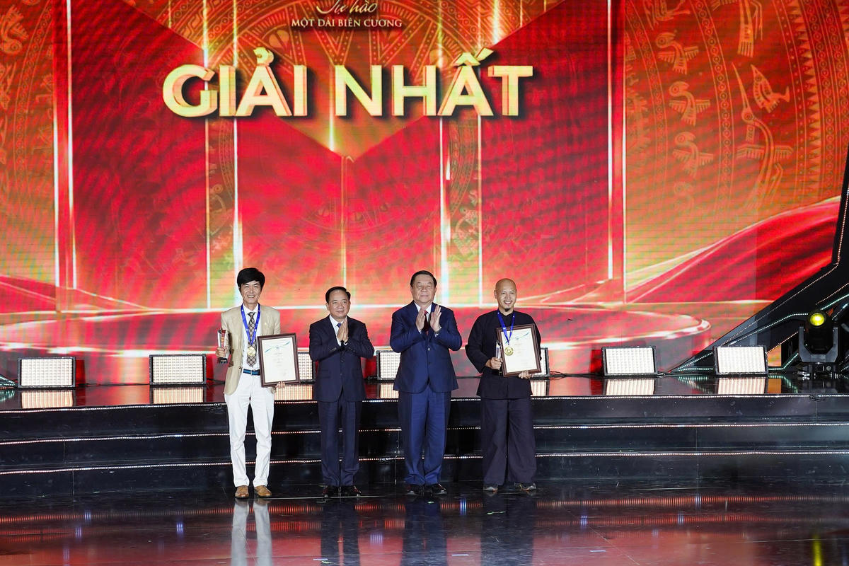 21 tác phẩm đạt giải Cuộc thi ảnh nghệ thuật cấp Quốc gia “Tự hào một dải biên cương” lần thứ IV 