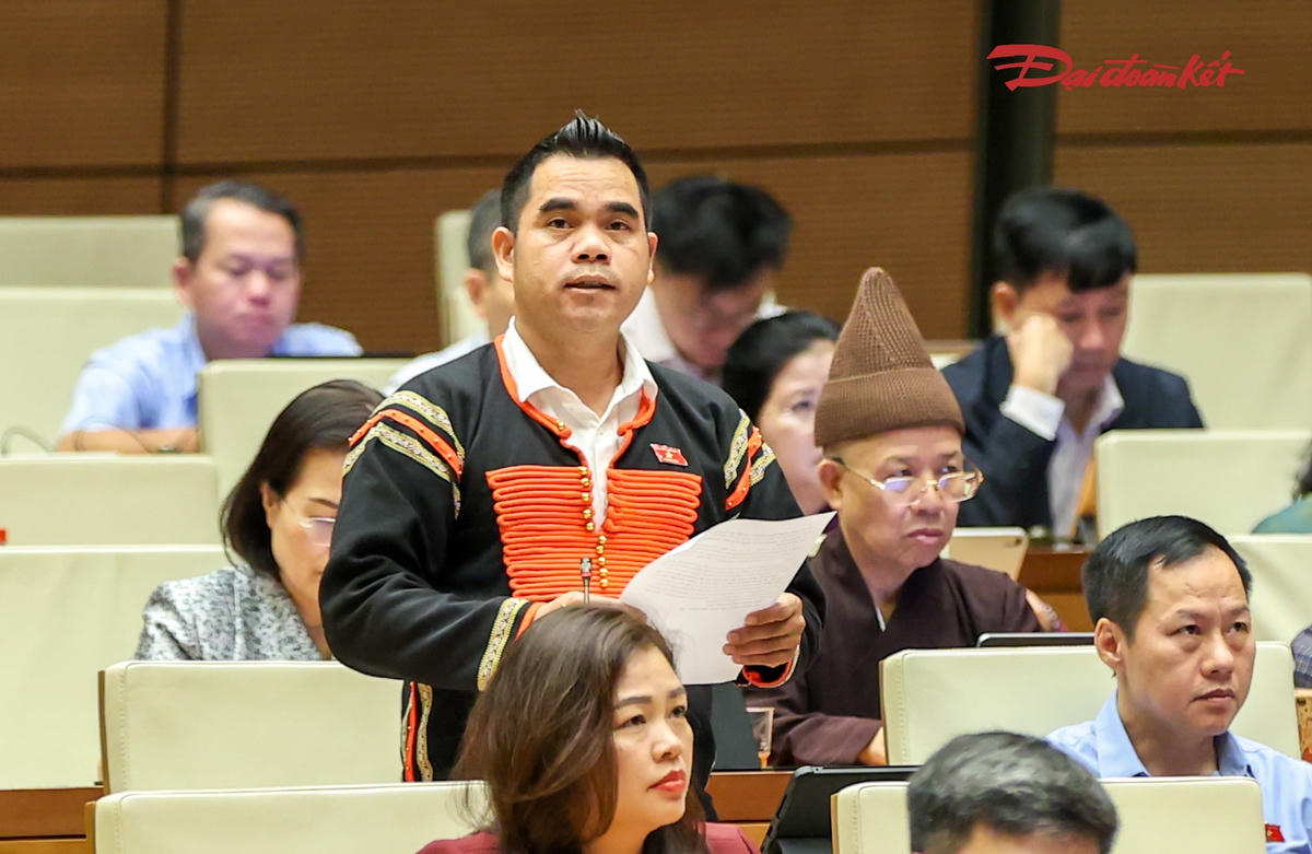 Ông Y Bhen Kđoh phát biểu (Ảnh: Quang Vinh)