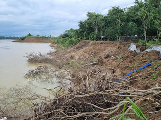 Phú Thọ: Nhiều đoạn sông bị sạt lở, có chỗ chỉ cách nhà dân vài chục mét