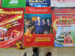 Báo Xuân ‘khoe sắc’ tại Nam Định