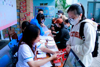 Nhiều chương trình hỗ trợ sinh viên, học sinh nghèo dịp Tết Nguyên đán