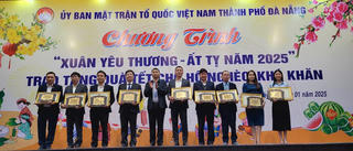 Đà Nẵng: Hơn 20.000 suất quà Tết cho hộ cận nghèo, hộ có hoàn cảnh đặc biệt khó khăn