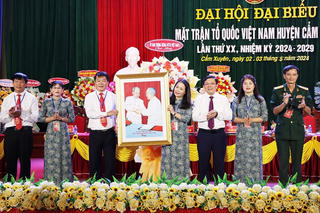 Đẩy mạnh công tác đào tạo, bồi dưỡng cán bộ