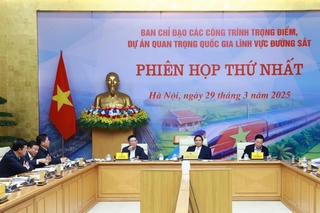 Thủ tướng Phạm Minh Chính: "Xây dựng bằng được ngành công nghiệp đường sắt"