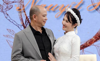 Tình yêu mật ngọt của cặp vợ chồng 'trái dấu' Anh Tuấn – Nguyệt Hằng