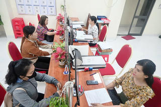 Bến Tre: Cấp thẻ bảo hiểm y tế cho người dân ở 43 xã An toàn khu