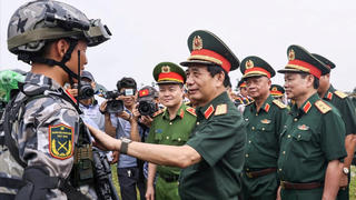 Đại tướng Phan Văn Giang kiểm tra tổng hợp luyện diễu binh, diễu hành nhiệm vụ A80