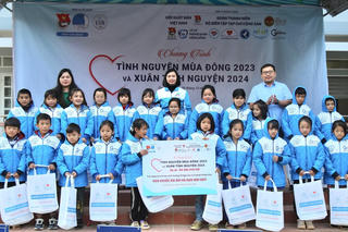 Ấm áp chương trình Đông Xuân tình nguyện