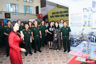 Triển lãm gần 400 tài liệu quý nhân kỷ niệm 80 năm ngày thành lập Quân đội Nhân dân