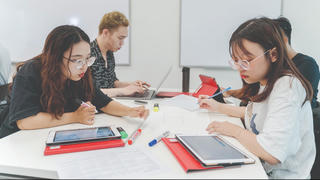 Gen Z và xu hướng ‘nhảy việc’