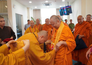 Chủ tịch Ủy ban Tổ chức Quốc tế Đại lễ Vesak Liên Hợp Quốc và nhiều lãnh đạo Phật giáo các nước đến Việt Nam