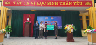 Thư viện Búp sen xanh trên quê hương nhà văn Sơn Tùng