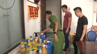 Kinh doanh ‘khí cười’ và thuốc Shisha, một người bị phạt hơn 51 triệu đồng