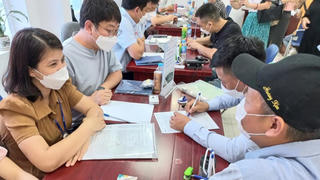 Nan giải vấn nạn lao động “chui”