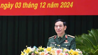 Đại tướng Phan Văn Giang tiếp xúc cử tri tại tỉnh Thái Nguyên