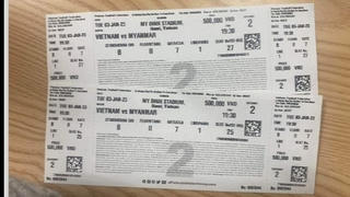 Vé ‘chợ đen’ trận tuyển Việt Nam - Myanmar giảm sâu