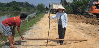 Thấp thỏm lo vỡ đê