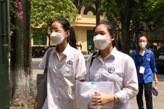 Thủ tục nhập học vào lớp 10 của Hà Nội như thế nào?