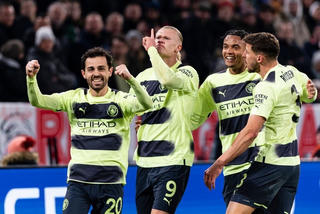 Man City giành vé vào bán kết Champions League