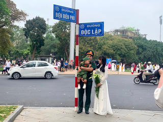 Khi tình yêu Tổ quốc thành trend