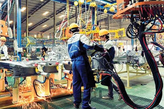 Những nhóm ngành nghề nào đang cần lao động?