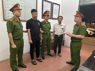 Phú Thọ: Bắt khẩn cấp nhiều đối tượng khai thác trái phép tài nguyên tại xã Thạch Khoán