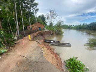 Đồng bằng sông Cửu Long: Sạt lở bủa vây - Bài 1: Bất an bên miệng 'hà bá'