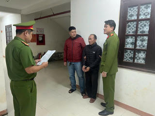 Quảng Nam: Tạm giữ tài xế chống người thi hành công vụ