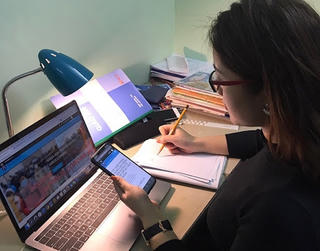 Cảnh giác với bẫy học online