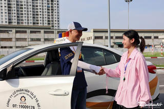 Hàng chục nghìn hồ sơ chờ sát hạch bằng lái xe tại Hà Nội được giải quyết ra sao?