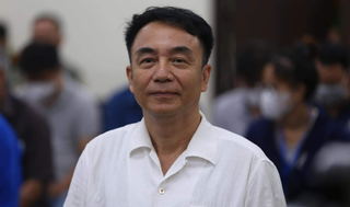 Vụ xét xử ông Trần Hùng: Tòa dời ngày tuyên án
