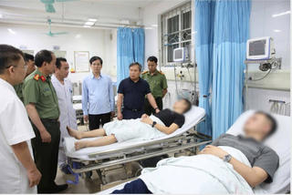 Bí thư Tỉnh ủy Quảng Ninh thăm, động viên người nhà chiến sĩ công an hy sinh trong vụ bắt ma túy