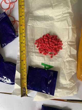 Quảng Trị: Bắt 2 đối tượng vận chuyển 12.000 viên ma túy 